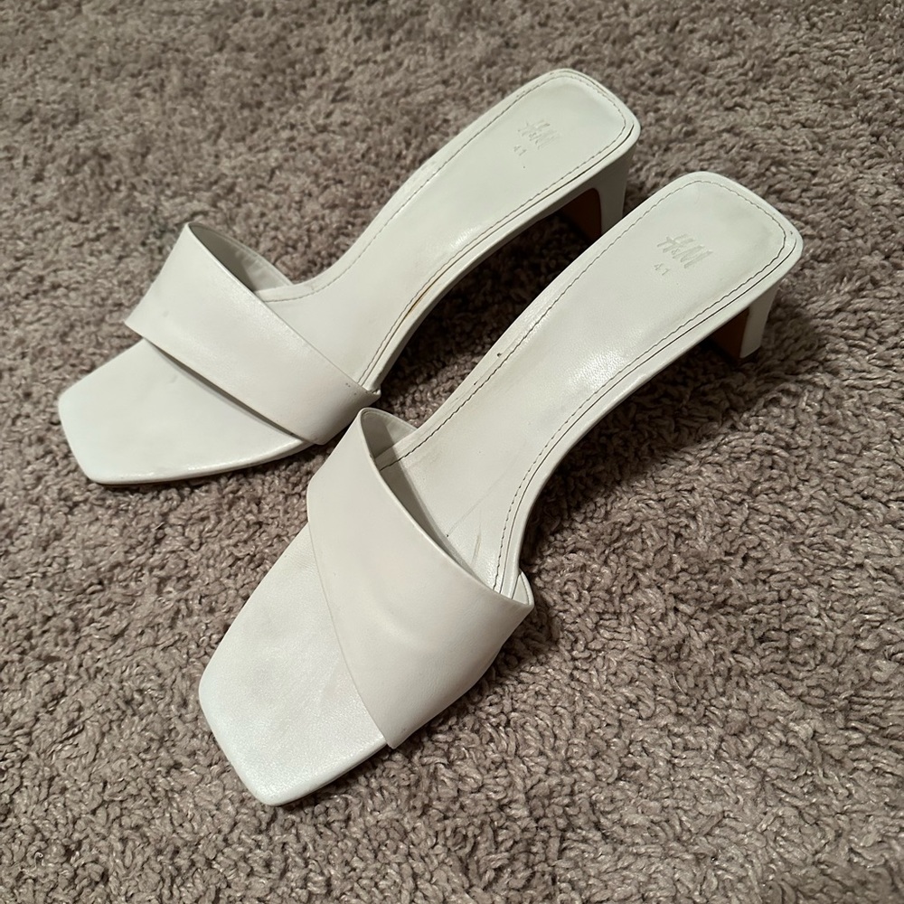 H&M retro white heel